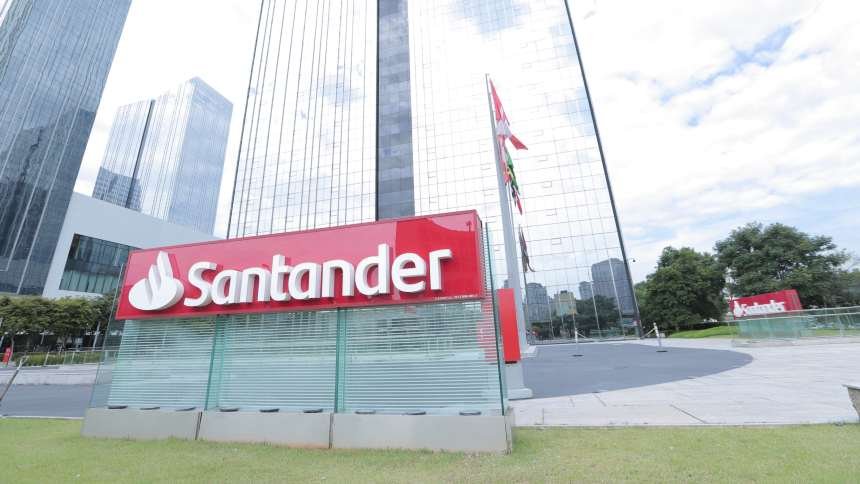 Santander vê operação