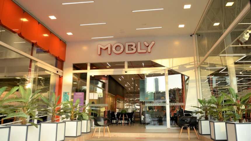 Mobly