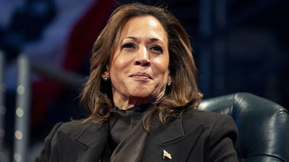 Kamala Harris diz que perda de empregos é “problema crítico” da IA