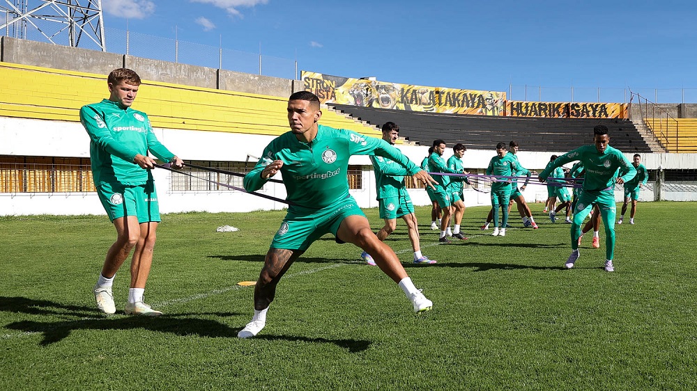 Palmeiras chega à Bolívia com desfalques e Estêvão anseia por maioridade: ‘Vitória de presente’