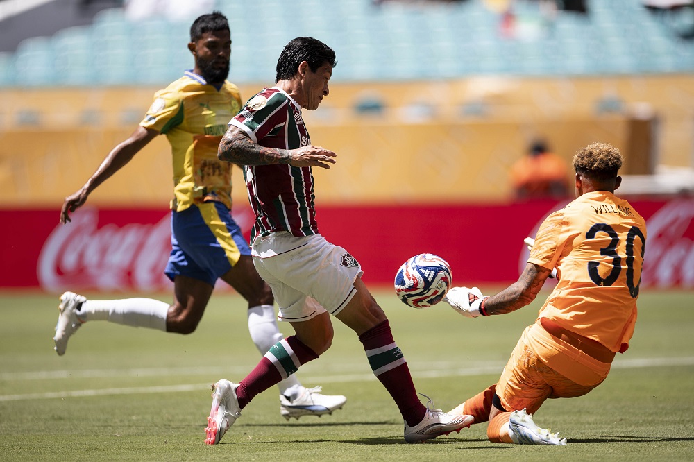 Fluminense joga mal contra o Mamelodi, mas empata e avança às oitavas do Mundial