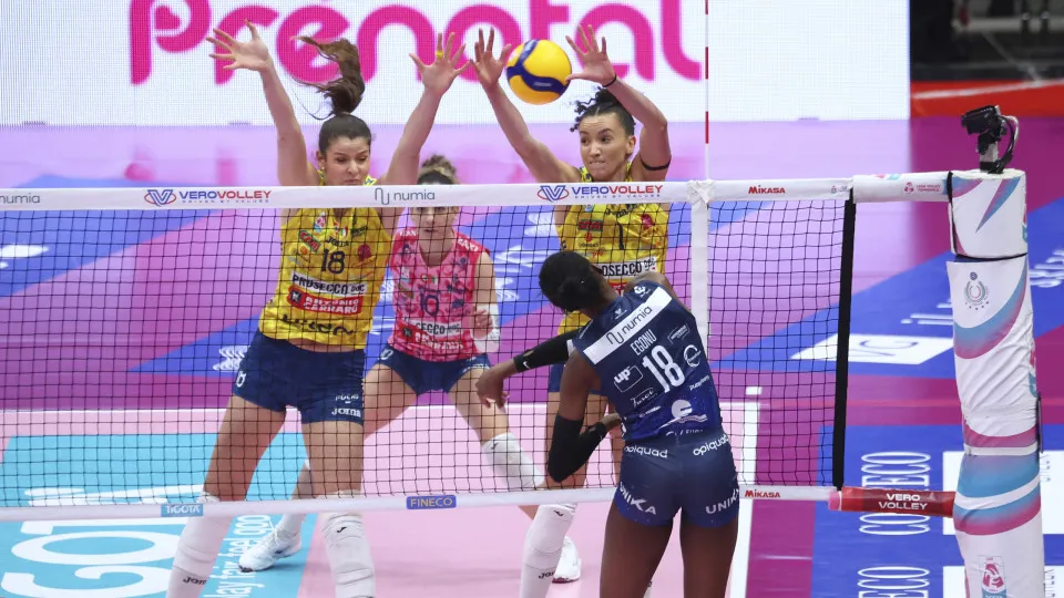 Itália domina no Maracanãzinho, e Brasil perde a 1ª na Liga das Nações