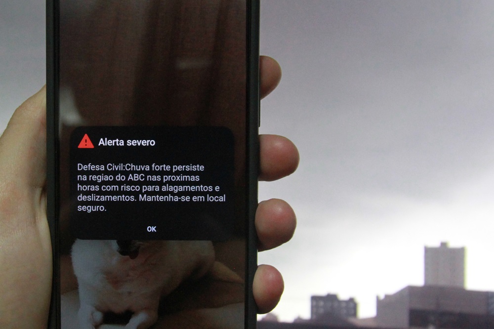 Saiba como funcionam os Alertas de Emergência pelo celular