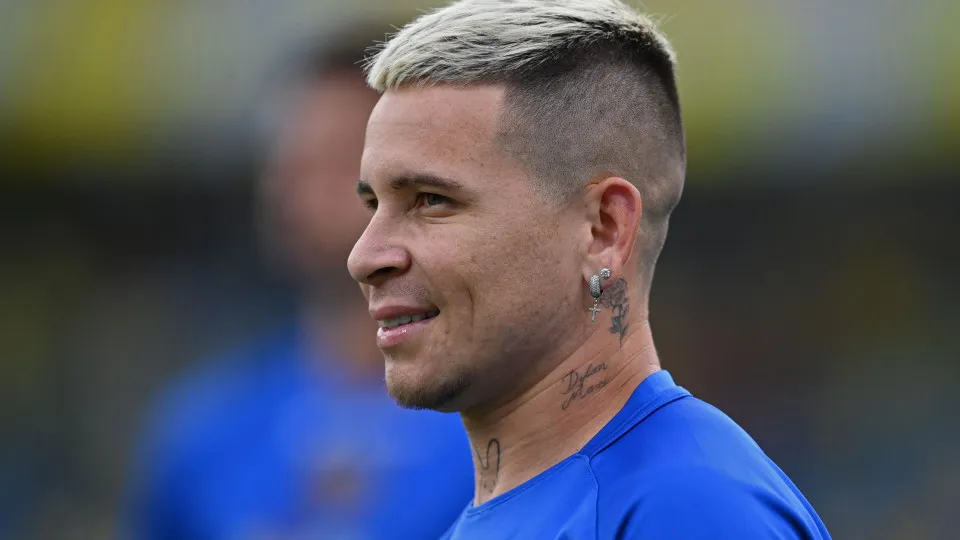 Soteldo pede para sair, e negociação entre Santos e Fluminense avança