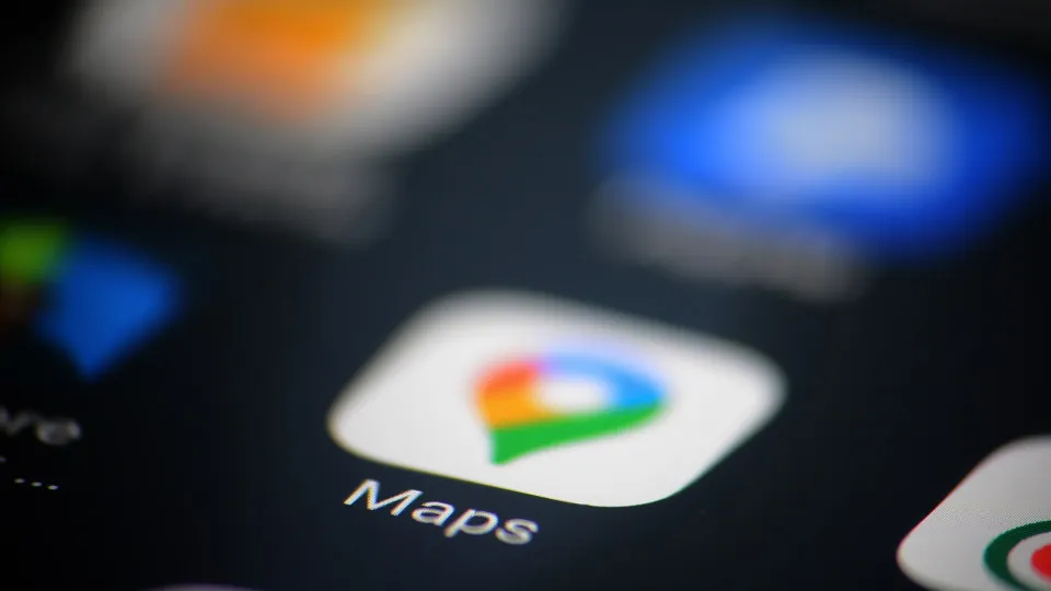 Argentino processa Google por aparecer pelado no Maps