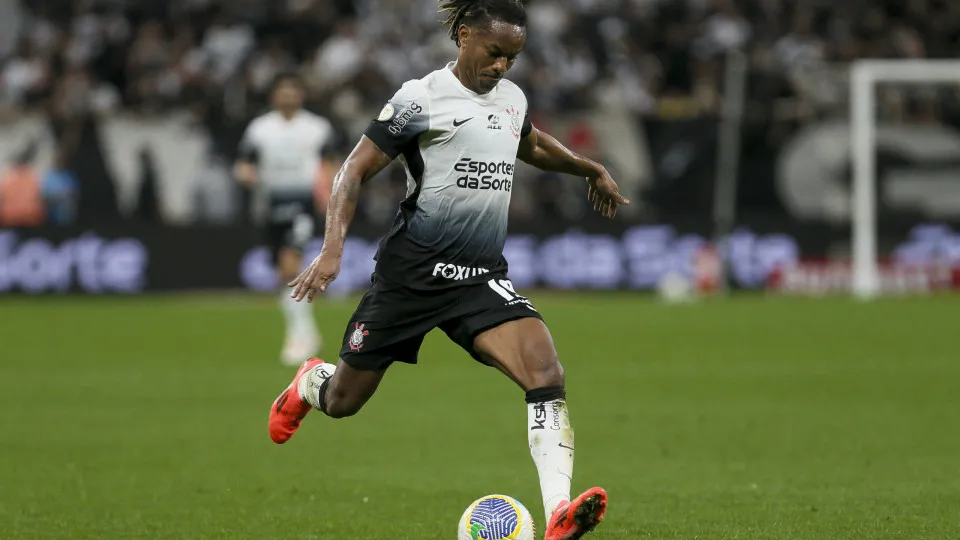 Carrillo é fundamental em posição que o Corinthians precisa de reforço