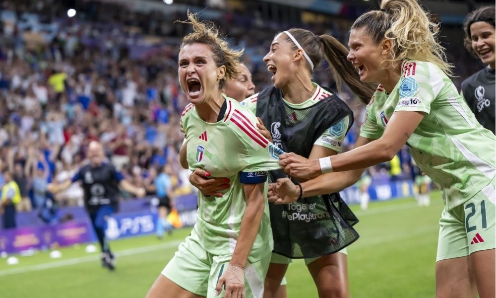 Em revanche de 93, Itália derrota Noruega e garante vaga na semifinal da Euro Feminina
