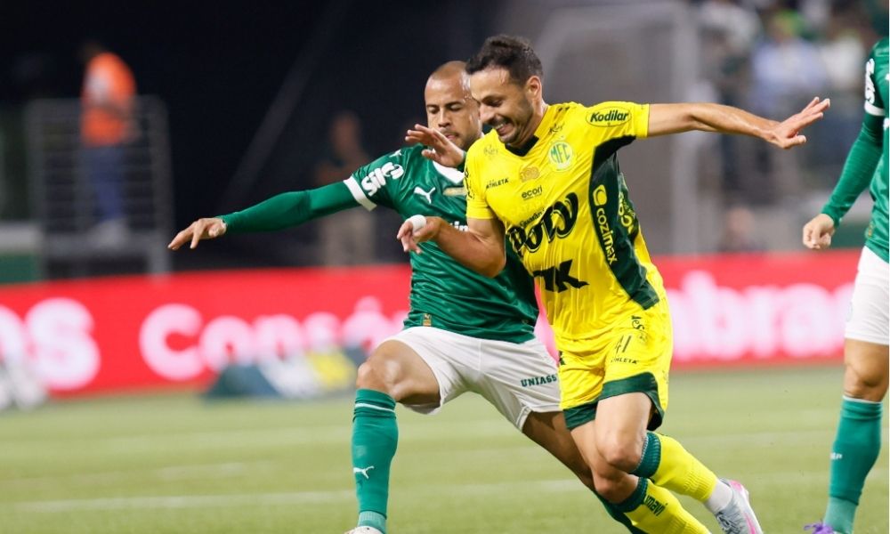 Palmeiras empata com Mirassol e mantém série sem vencer em casa no Brasileirão