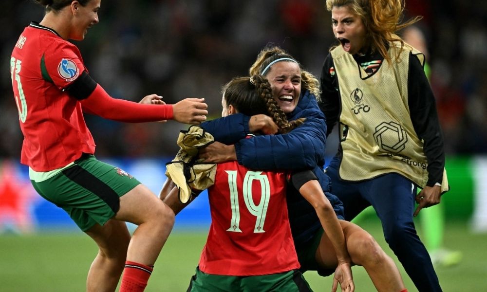 Portugal arranca empate com Itália e segue vivo na Euro Feminina; Espanha avaça às quartas