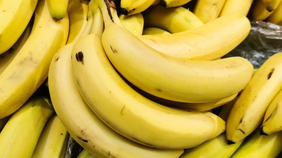 Banana no café da manhã: Por que NÃO fazer isso?