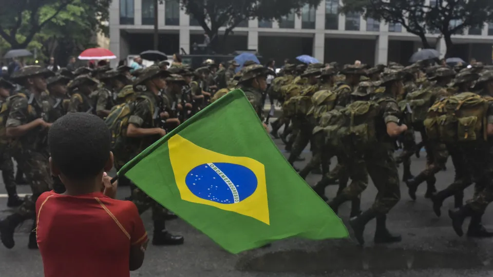 Brasil tem muito feriado? Ranking global surpreende!