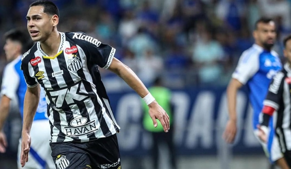 Caballero se destaca e vira ‘bola da vez’ no Santos: ‘Espero trazer muita alegria à torcida’
