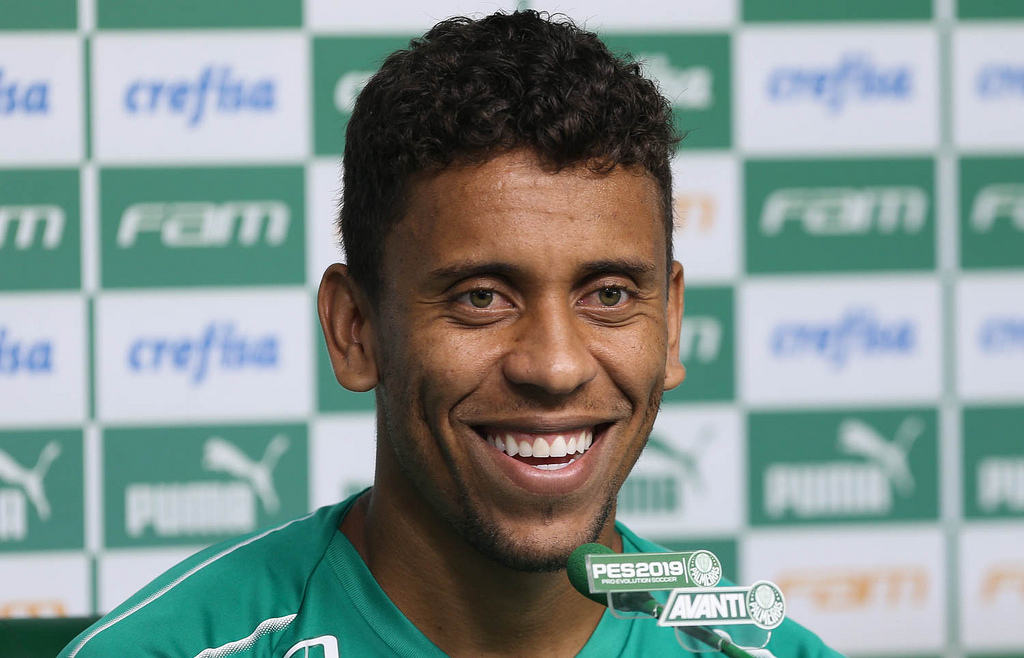 Grêmio fecha contratação de Marcos Rocha, do Palmeiras