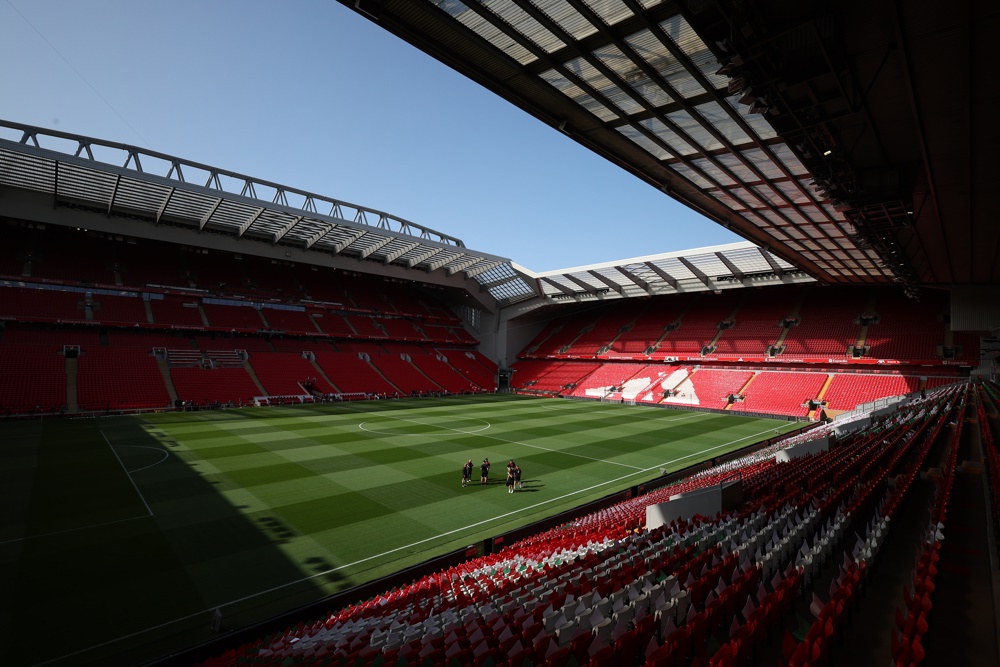 Torcedor do Liverpool acusado de racismo é banido dos estádios de futebol no Reino Unido