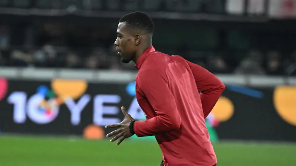 Vasco chega a um acordo por contratação de zagueiro colombiano Cuesta