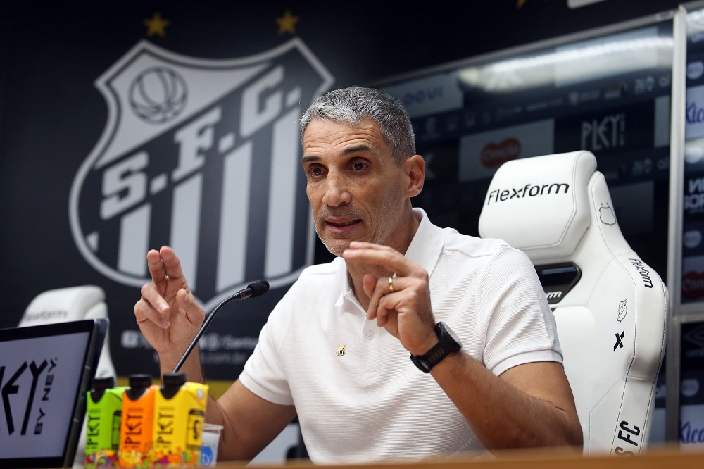 Vojvoda quer Neymar ‘determinante’ e crê em resposta rápida do Santos: ‘Foco no rendimento’