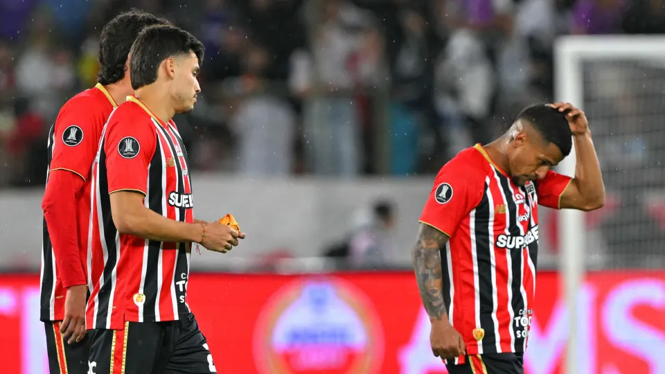 São Paulo prepara Oscar e Lucas para decisão contra LDU na Libertadores