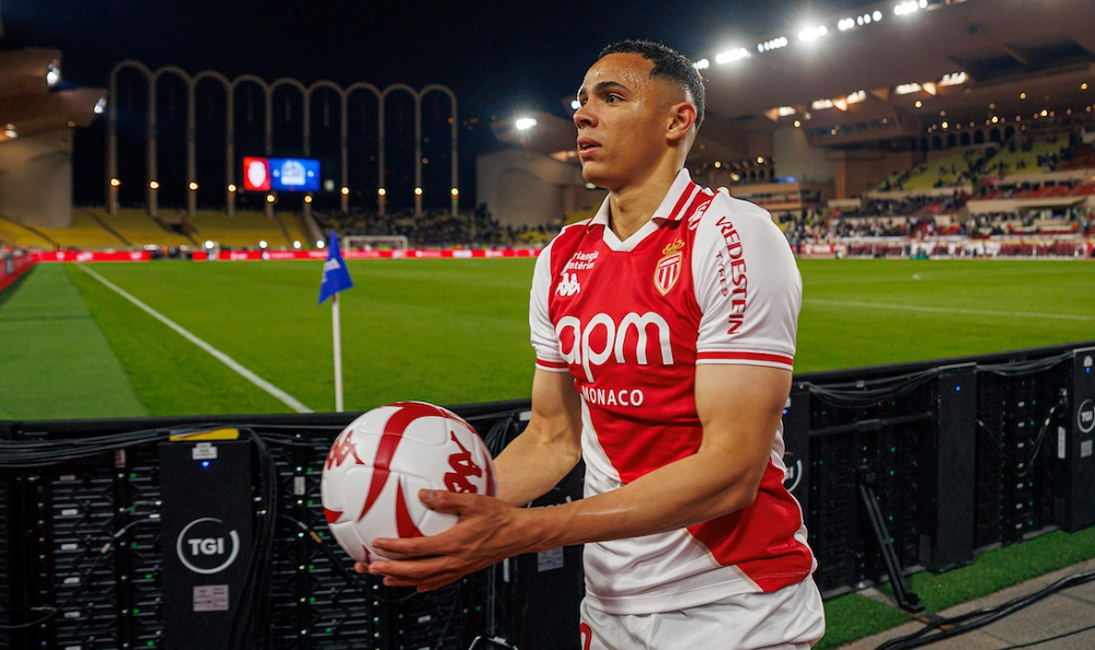 Cortado da Seleção por lesão, Vanderson ficará afastado por seis semanas