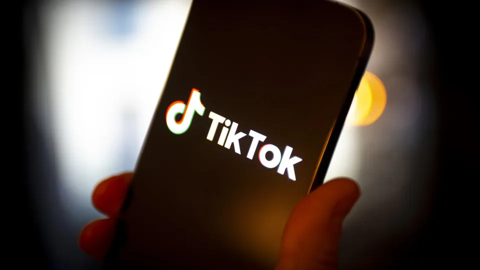 Enem 2025: TikTok leva aulões gratuitos a cinemas de todo o Brasil