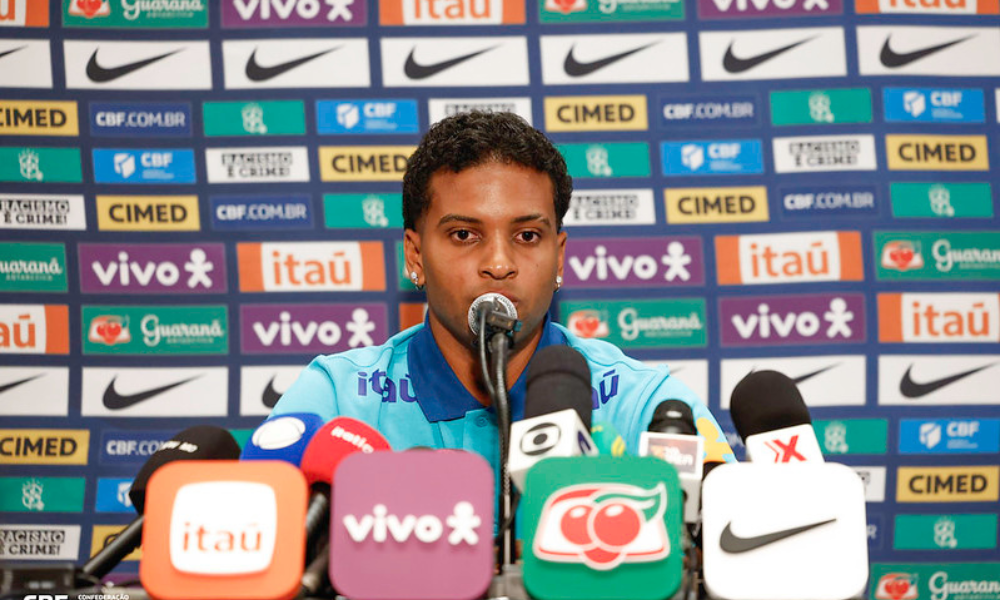 Reencontrar Ancelotti na Seleção ‘é um prazer’, diz Rodrygo