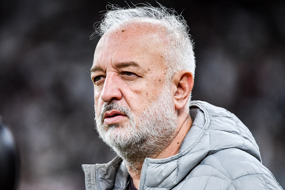 Belmonte explica atrito com Casares no São Paulo: ‘Redução da dívida virá com time competitivo’