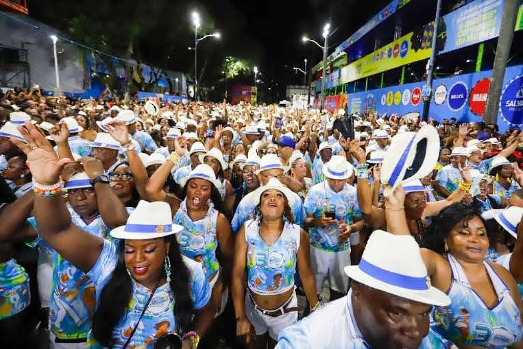 Salvador reverencia samba e pulsa diversidade no Carnaval – 28/01/2026 – Turismo